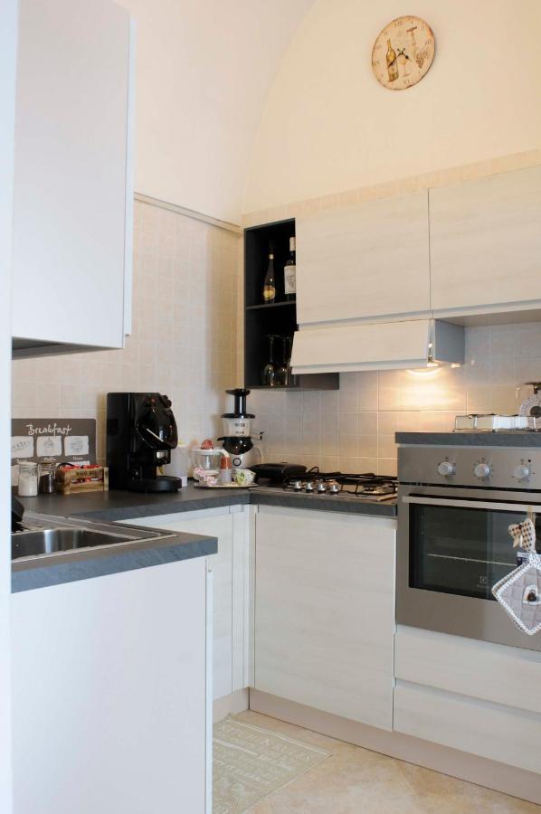 Casa Cassiopea Ceglie Messapica Apartment ภายนอก รูปภาพ